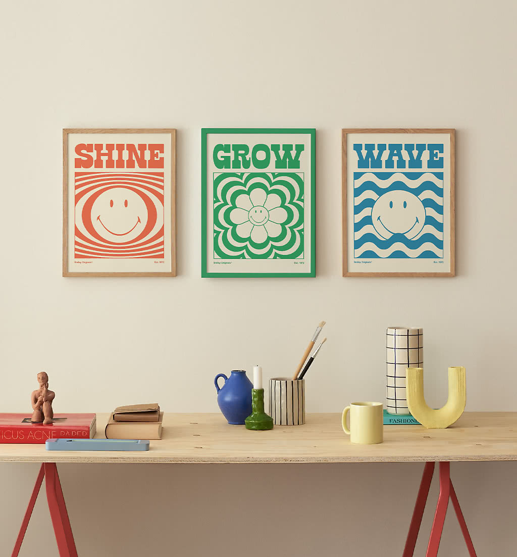 Blue wall art – Smiley™ Lines | Postery