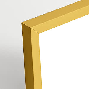 Primo piano dell’angolo di una cornice quadrata in giallo su uno sfondo chiaro