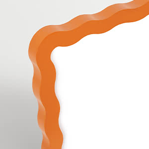 Esquina de marco abstracta naranja ondulada sobre fondo blanco