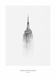 Sort-hvid plakat af Empire State Building i tåge med teksten New York