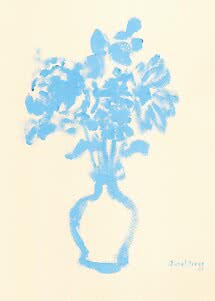 Bouquet bleu au style esquissé dans un vase simple sur fond clair