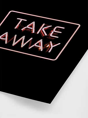 Schwarzes Schild mit pinker Neonaufschrift „Take Away“