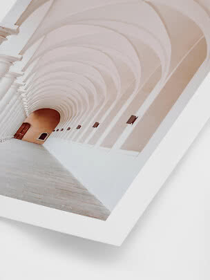 Poster of a white vaulted corridor with columns in perspective