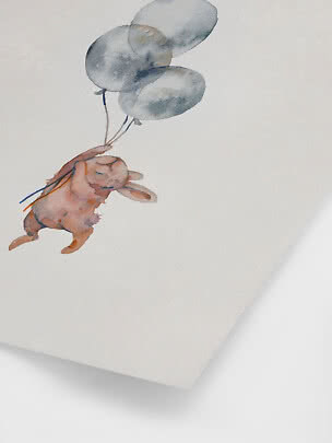 Aquarell eines rosa Hasen, der mit drei grauen Ballons auf weißem Hintergrund fliegt