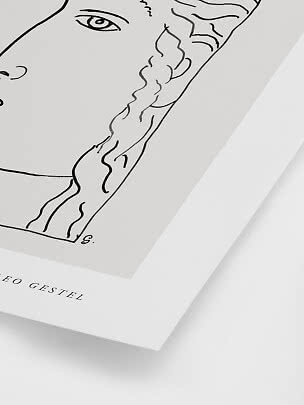Nærbillede af kunstplakat med sort stregtegning af et ansigt på hvid baggrund