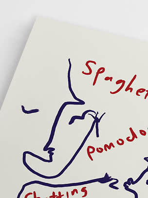 Dessin abstrait de visage en bleu foncé et rouge sur fond blanc