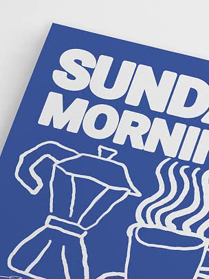 Póster azul con texto blanco y dibujos lineales de detalles de ropa.