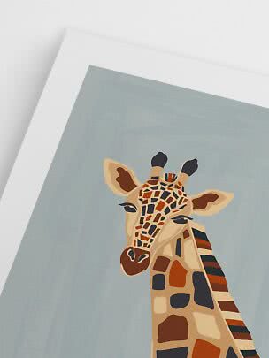 Illustration d’une girafe sur fond bleu clair avec bordure blanche