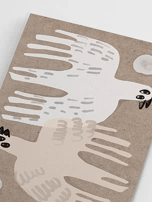 Affiche d’art avec oiseaux blancs abstraits sur fond brun