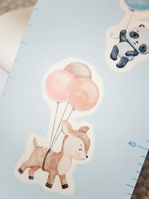 Blaue Messlatte mit Aquarell-Rehkitz mit Ballons und Panda