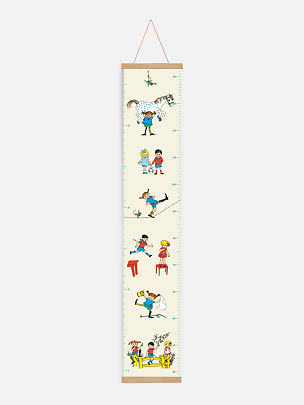 Pippi wall height chart with colorful illustrations of Pippi, her horse and friends