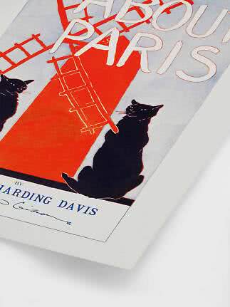 Indrammet Paris-plakat med sorte katte, rød Eiffeltårn-form og håndtegnet tekst