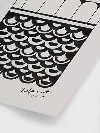Schwarzweiße grafische Illustration mit wiederholten Halbkreisen und handschriftlicher Signatur unten.