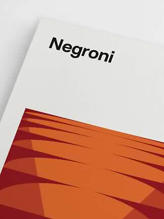 Poster mit dem Schriftzug "Negroni" oben und abstraktem orange-rotem Muster unten