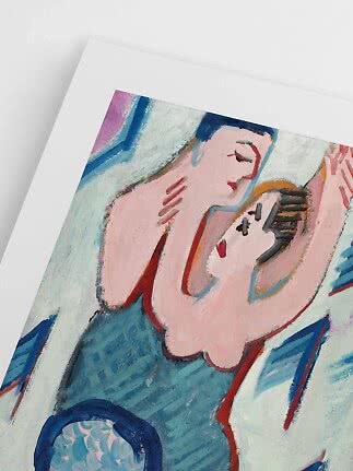 Närbild av abstrakt konsttryck med rosa figur som håller en mask mot vit bakgrund
