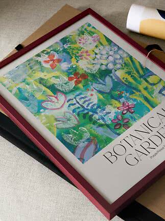 Stampa botanica incorniciata con fiori astratti colorati nei toni verde, blu e rosa