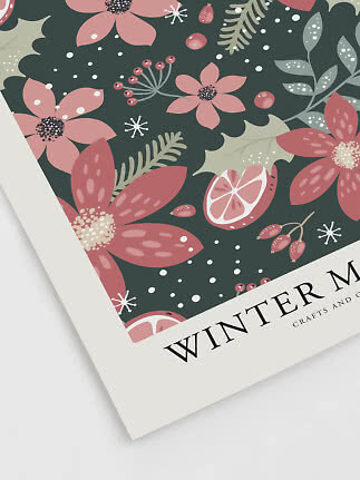 Affiche d’hiver avec fleurs roses, baies et agrumes sur fond vert foncé