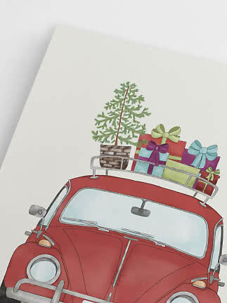 Illustrazione di un’auto d’epoca rossa con albero di Natale e regali colorati sul portapacchi