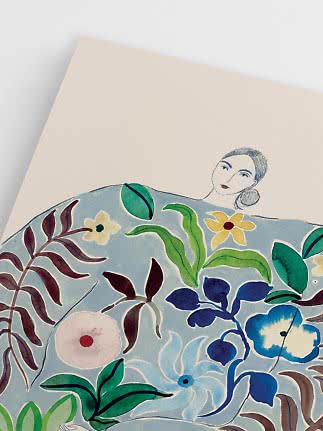 Illustration af kvinde omgivet af blå blomster og grønne blade på lys baggrund