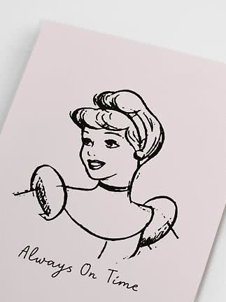Hellrosa Poster mit schwarzer Linienzeichnung einer Frau und dem Text "Always On Time"
