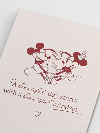 Hellrosa Poster mit Micky und Minnie Maus und Spruch über einen schönen Tag und positives Mindset