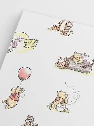 Weiße Fläche mit kleinen Illustrationen von Winnie Puuh, Ferkel und Tigger