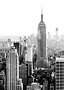 Schwarz-weiße Stadtansicht mit dem Empire State Building in der New Yorker Skyline