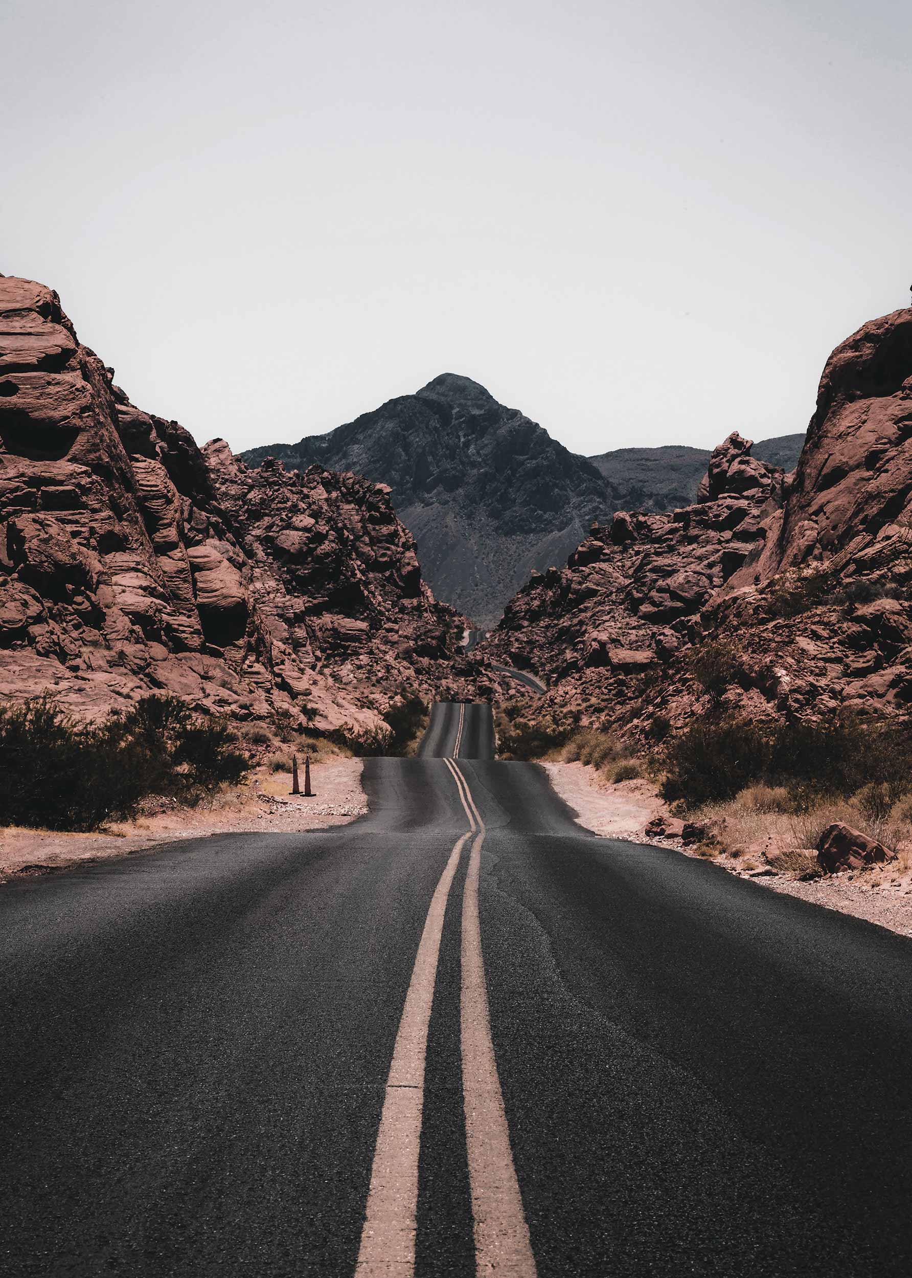 Free Road Poster - Desert road photography (40x50 cm)