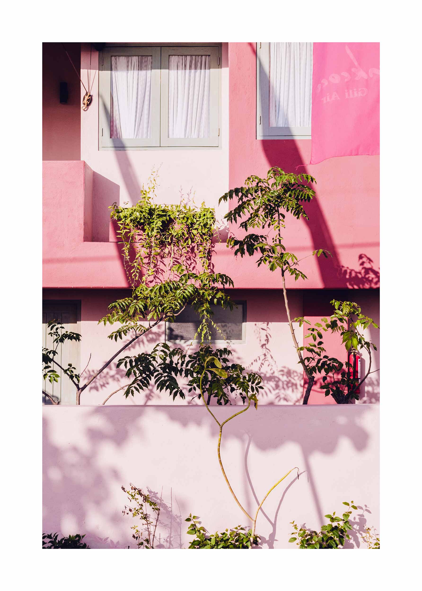 Pink Dream House Poster - Building photography (30x40 cm)