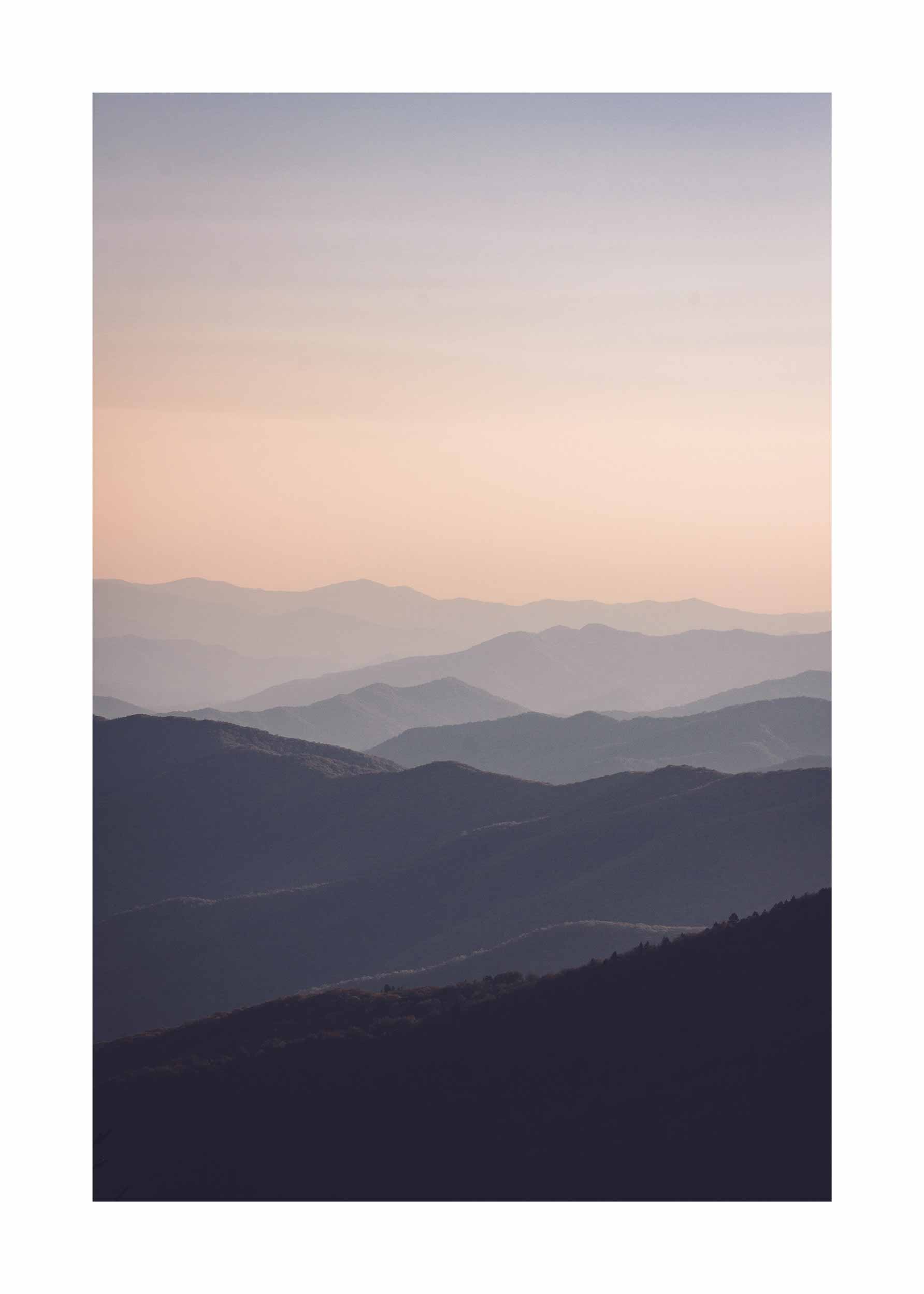 Smoky Mountains Poster - Landscape illustration (40x50 cm)
