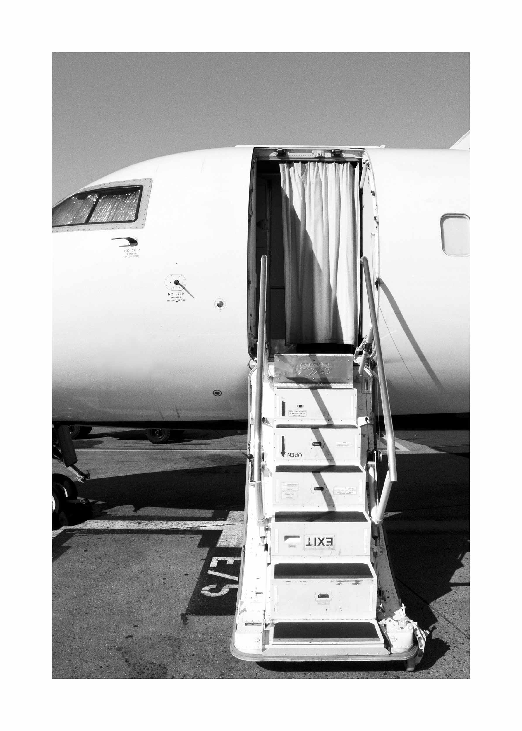 Get Away Poster - Black and white airplane stairway photo (40x50 cm)