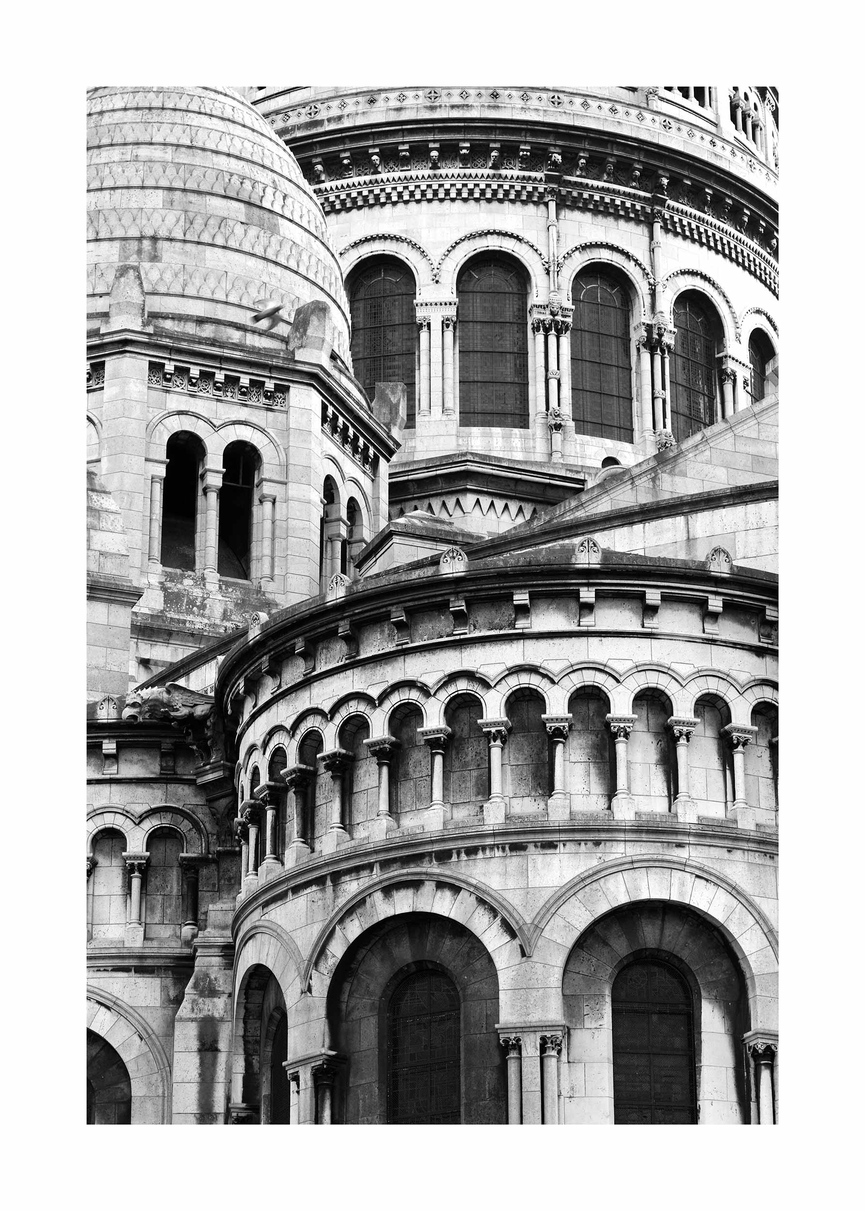 Paris Church Poster - Schwarzweiße Architekturfotografie (30x40 cm)