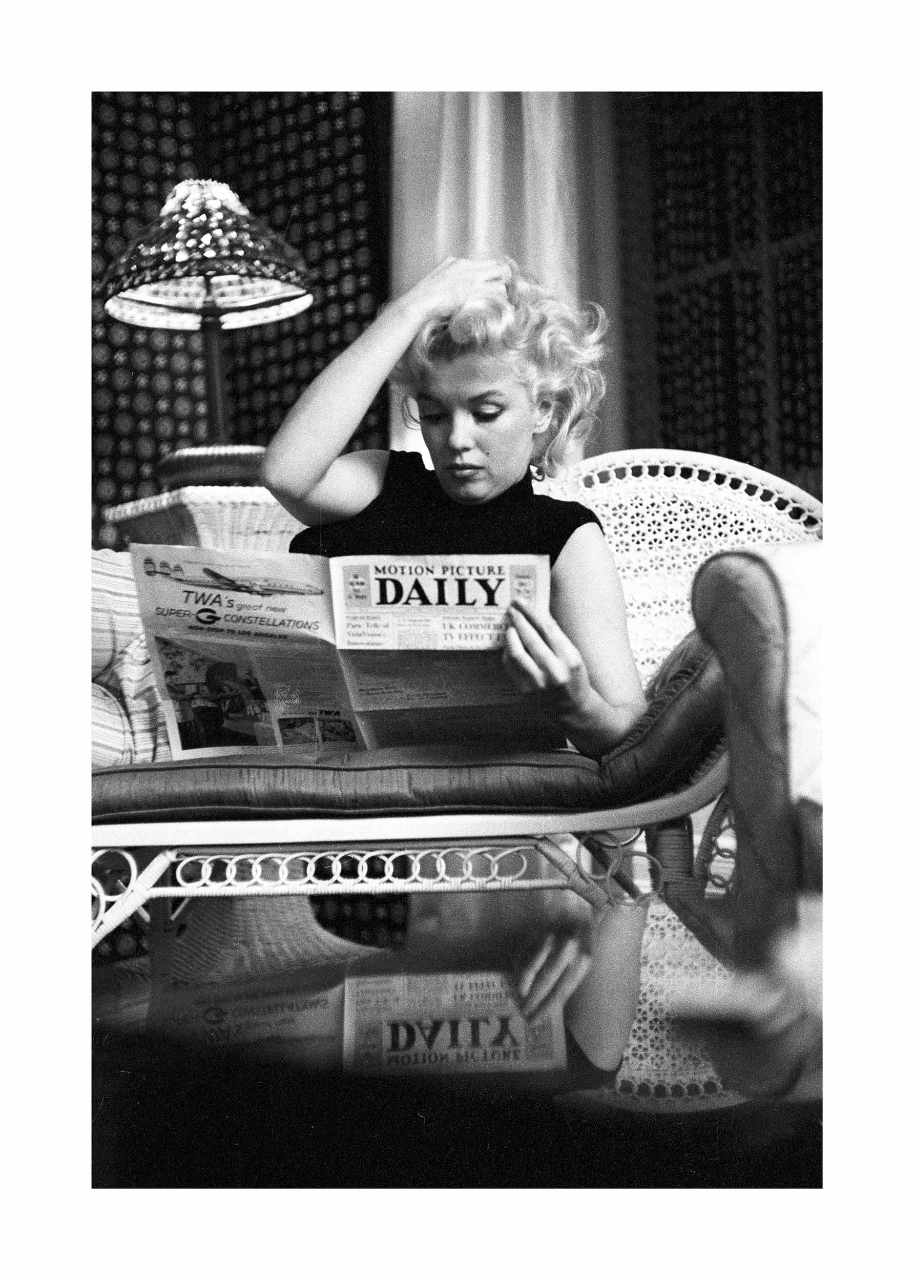 Marilyn Monroe Poster - Schwarzweißes Porträtfoto (30x40 cm)