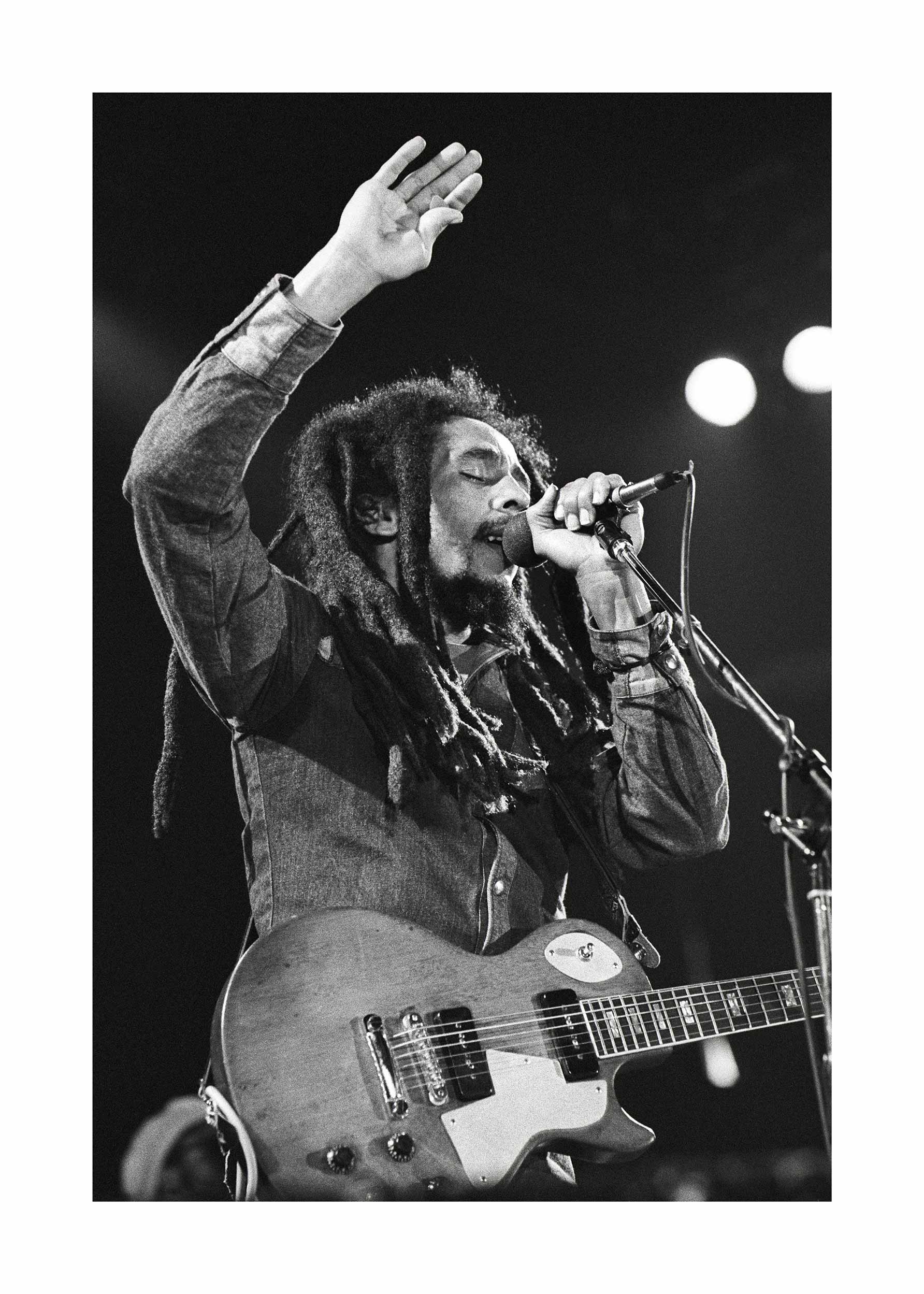 Bob Marley Poster - Schwarzweiße Musikerfotografie (70x100 cm)