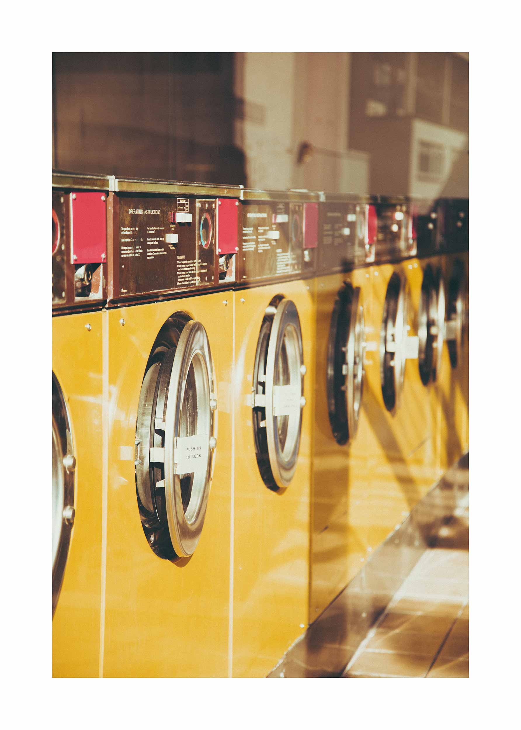 Laundromat poster - City photography (50x70 cm)