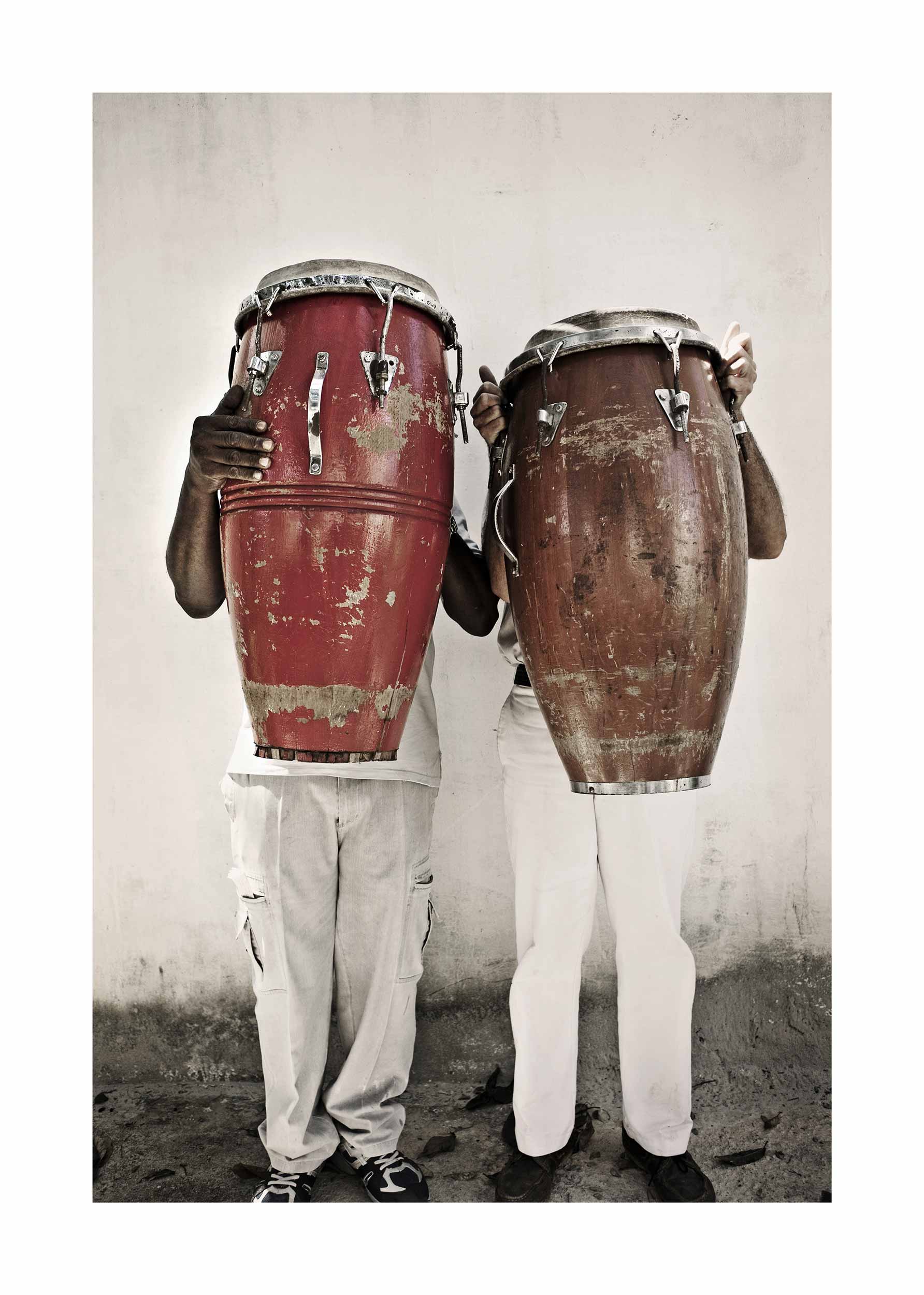 Play the Bongo poster - Drum photography (50x70 cm)