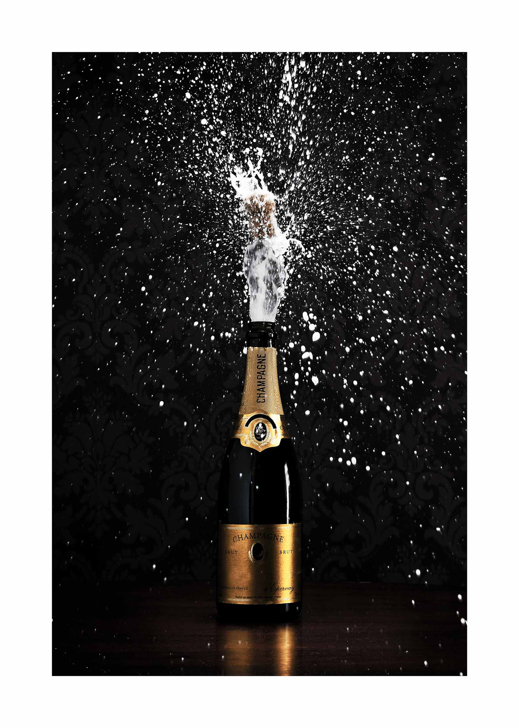 Popping Champagne Poster - Champagne photography (30x40 cm)