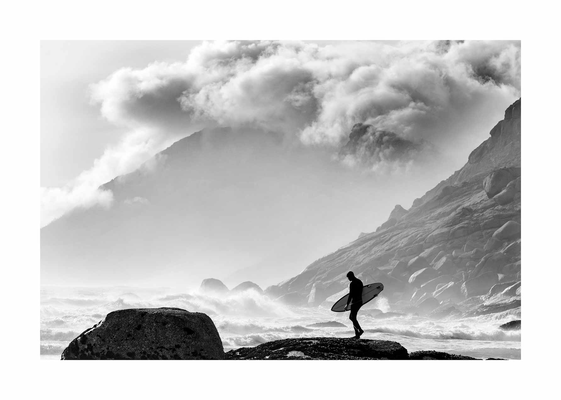 Fearless Surfer poster - Coastal photography (50x70 cm)