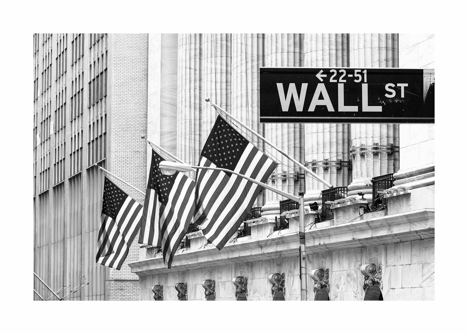 Wall Street Poster - Schwarzweiße Architekturfotografie (50x70 cm)
