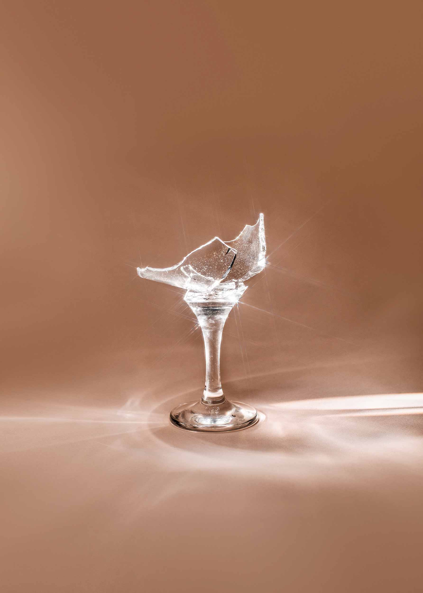 Shattered Wineglass Poster - Broken glass photography (30x40 cm)