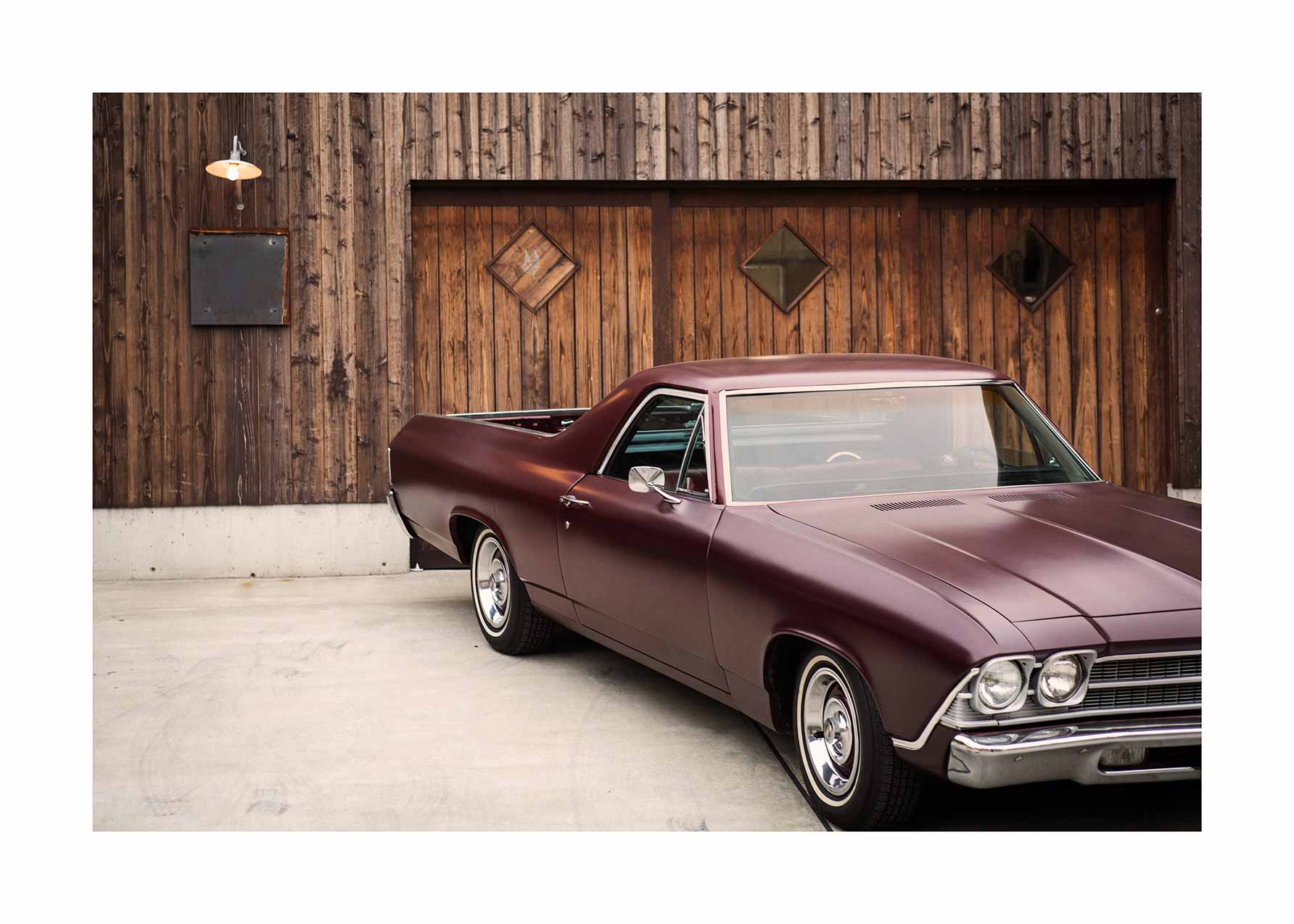 Driveway Poster - Vintage car photography (40x50 cm)