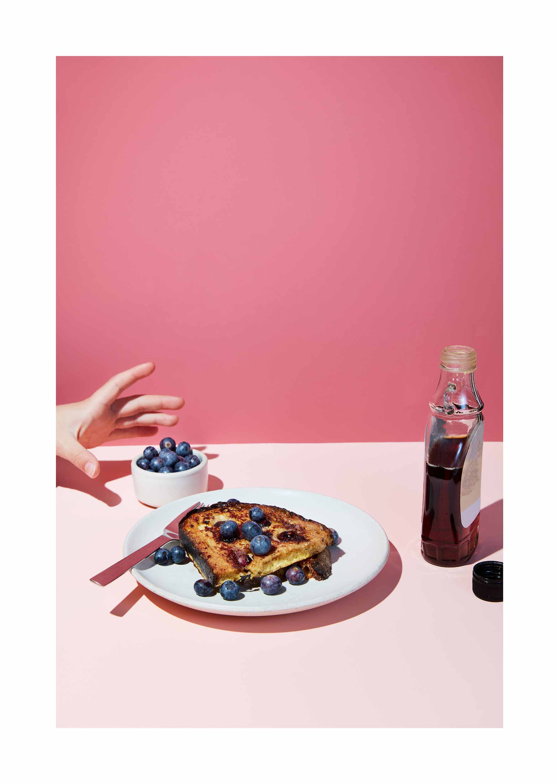 Sneak A Taste Poster - Food photography (50x70 cm)