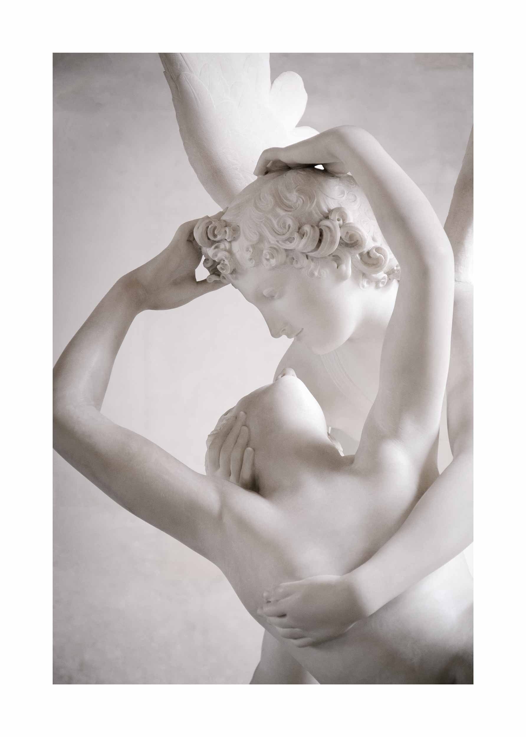 Love Me Sweet Poster - Skulpturenfotografie (30x40 cm)