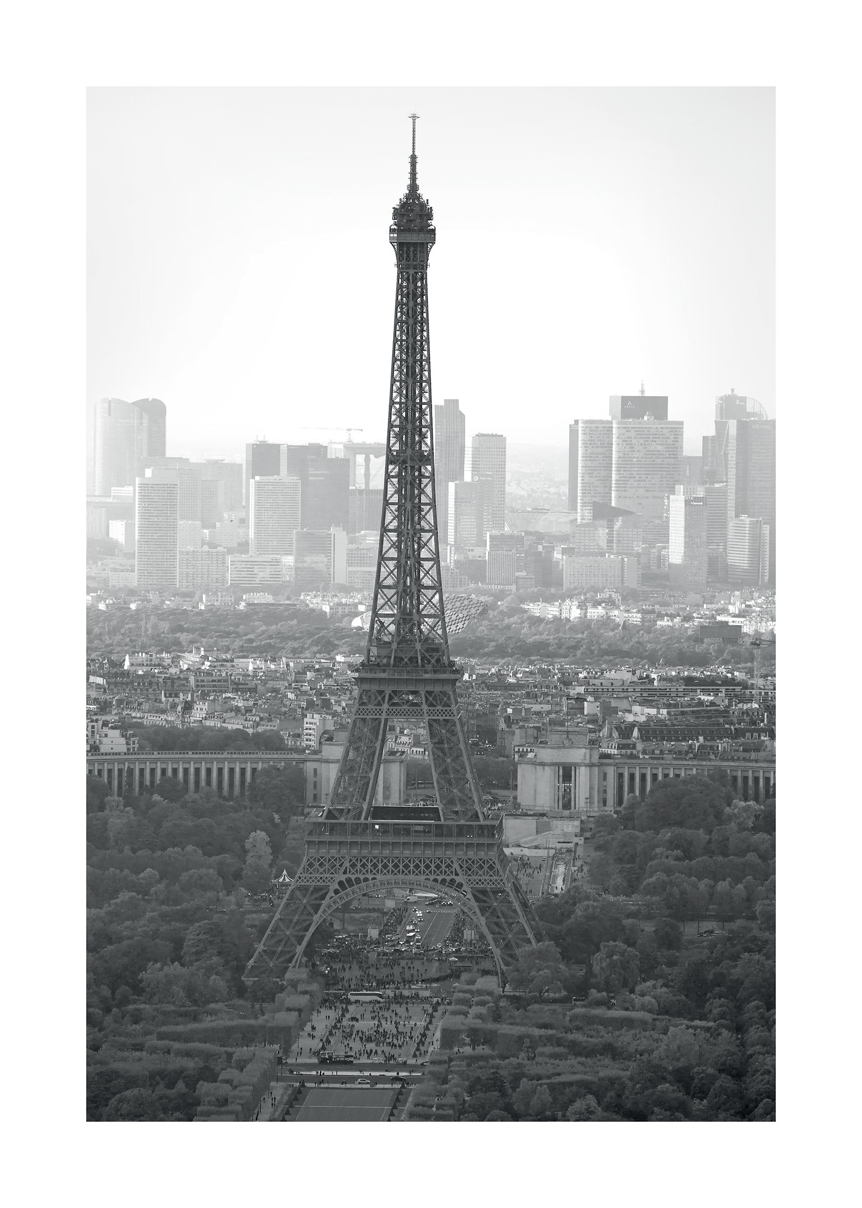 Paris Tour Eiffel poster - Svartvit stadsfotografi (30x40 cm)