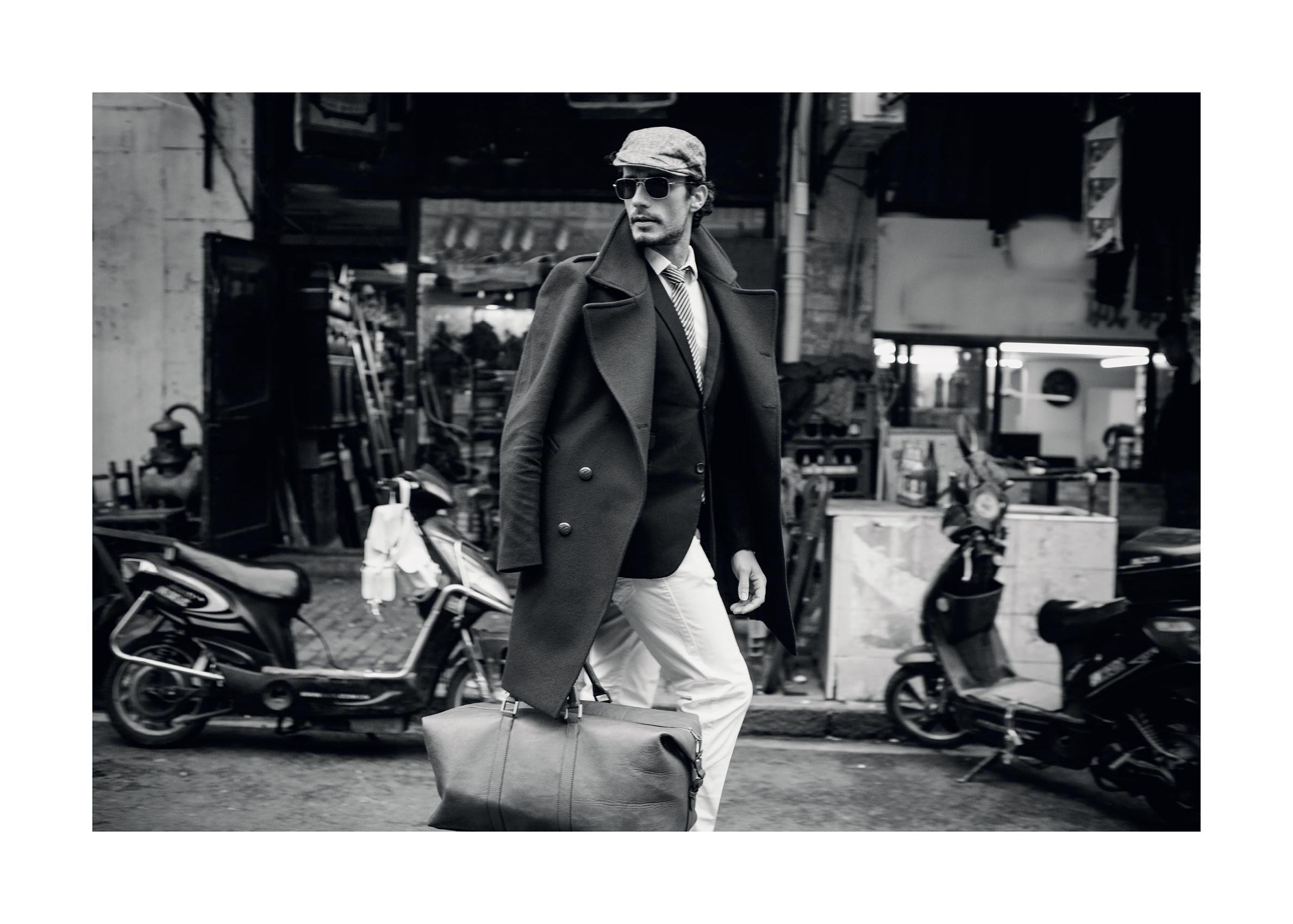 Paris Travel In Fashion Poster - Black and white fashion photography (50x70 cm)