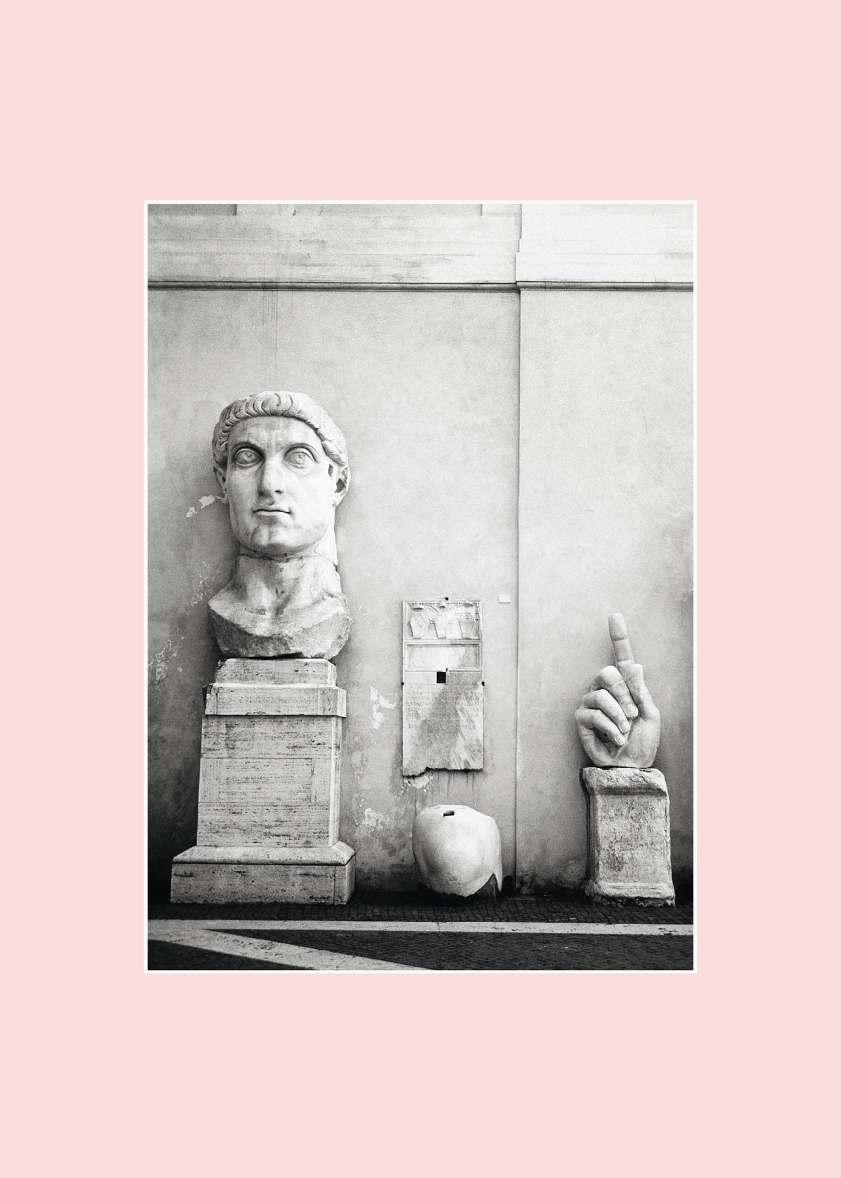 Constantine Pink plakat - Skulpturfotografi (70x100 cm)