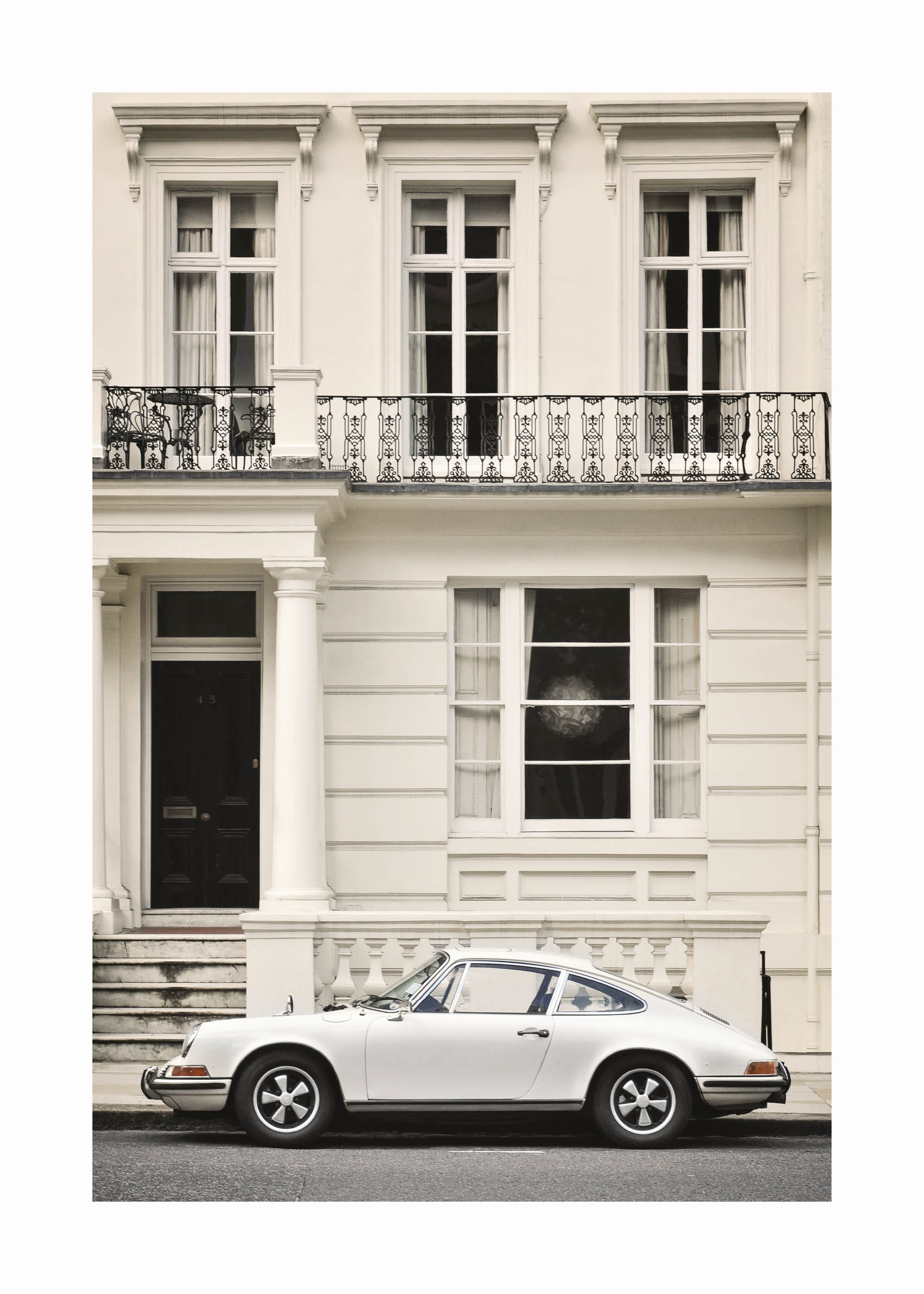 Porsche in the City Poster - Vintage car photography (70x100 cm)