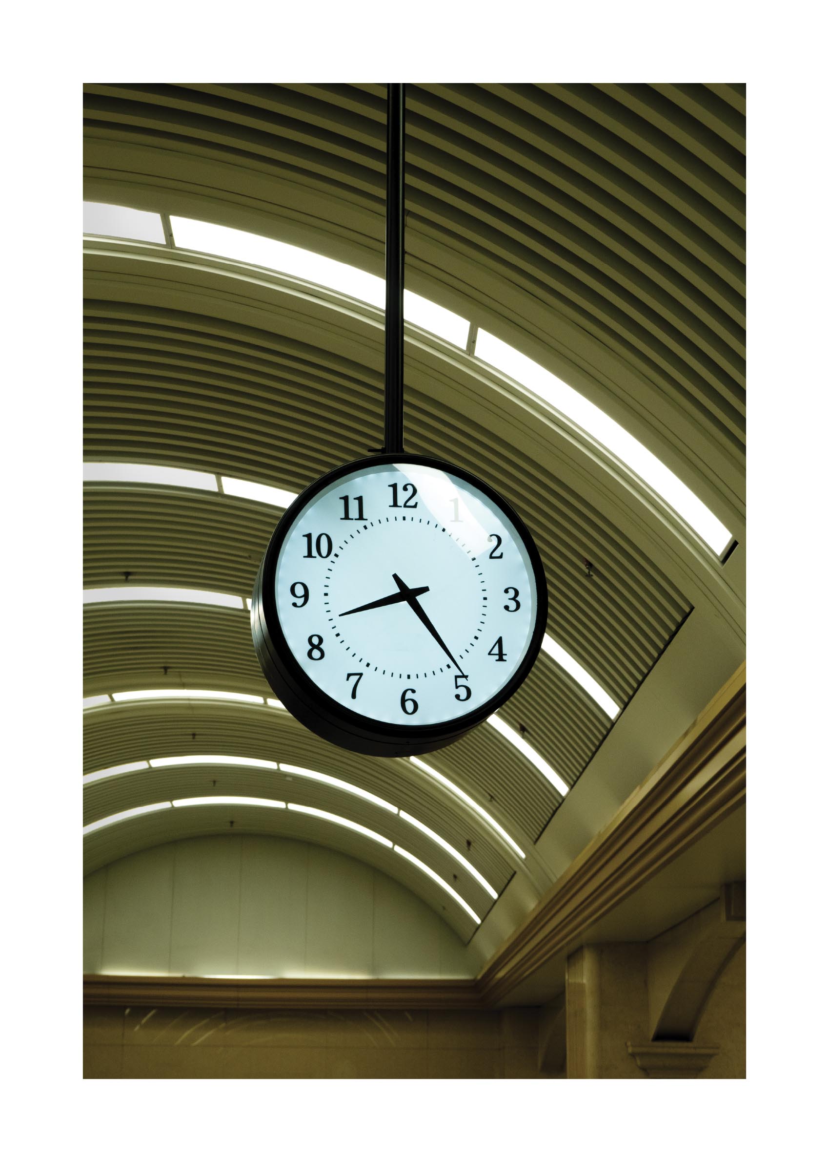 On Time Poster - Architekturfotografie (50x70 cm)