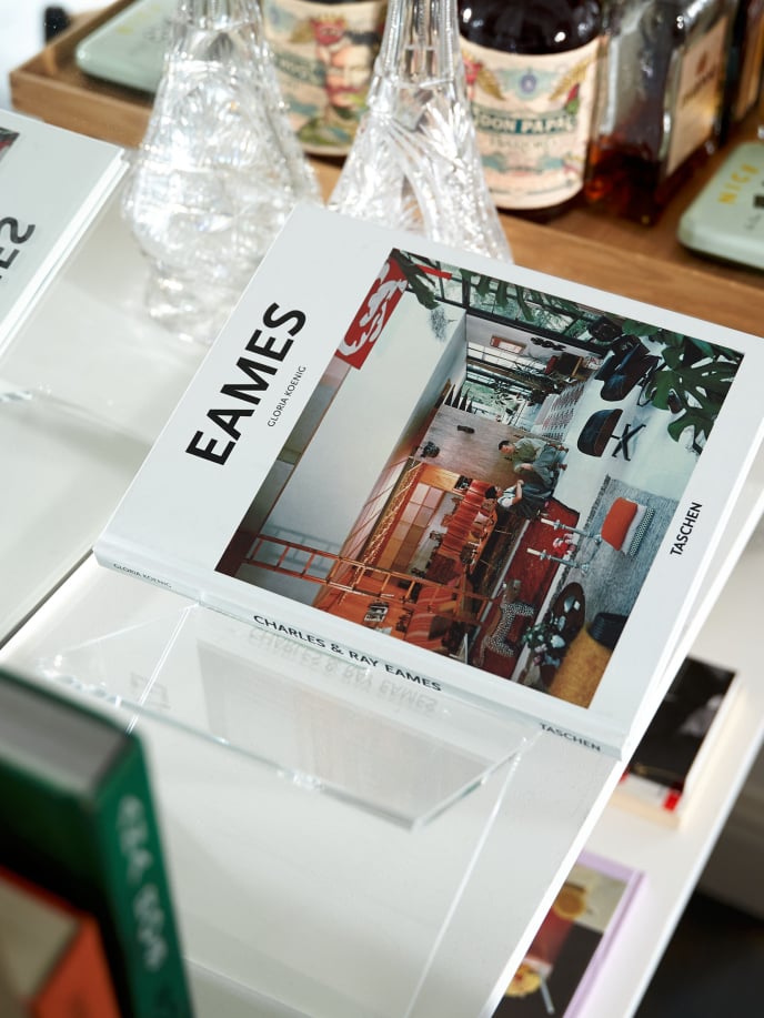 Eames - Basic Art Series Book